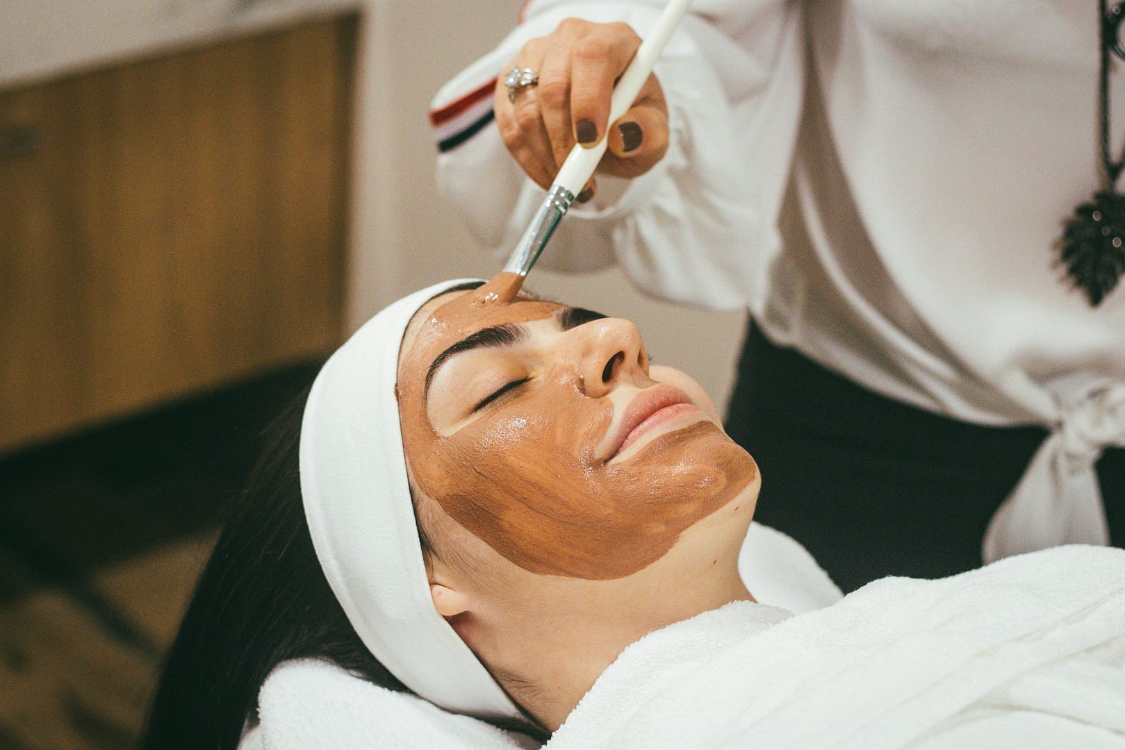 The Ultimate Guide to Laser Facial Treatments: Rejuvenate Your Skin with Laser Technology