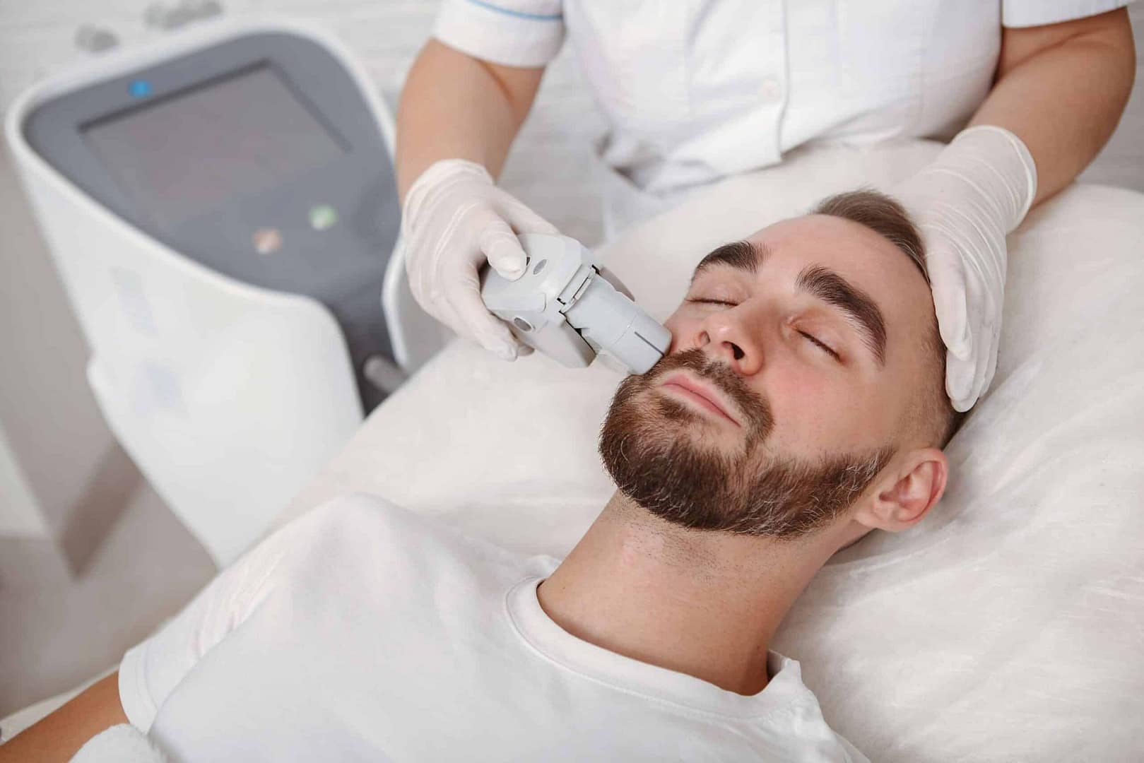 What to Expect at the Best Laser Hair Removal Clinic in Bournemouth